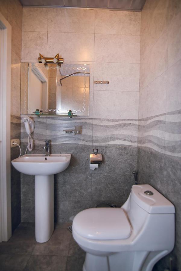 Hotel Kera Tbilisi Zewnętrze zdjęcie